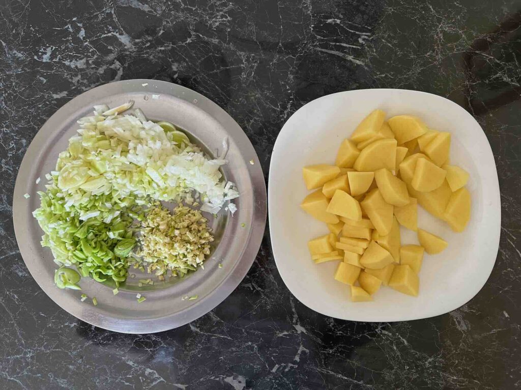 Potaž od luka, isečeno povrće