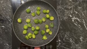Salata sa prokeljom, prženje.