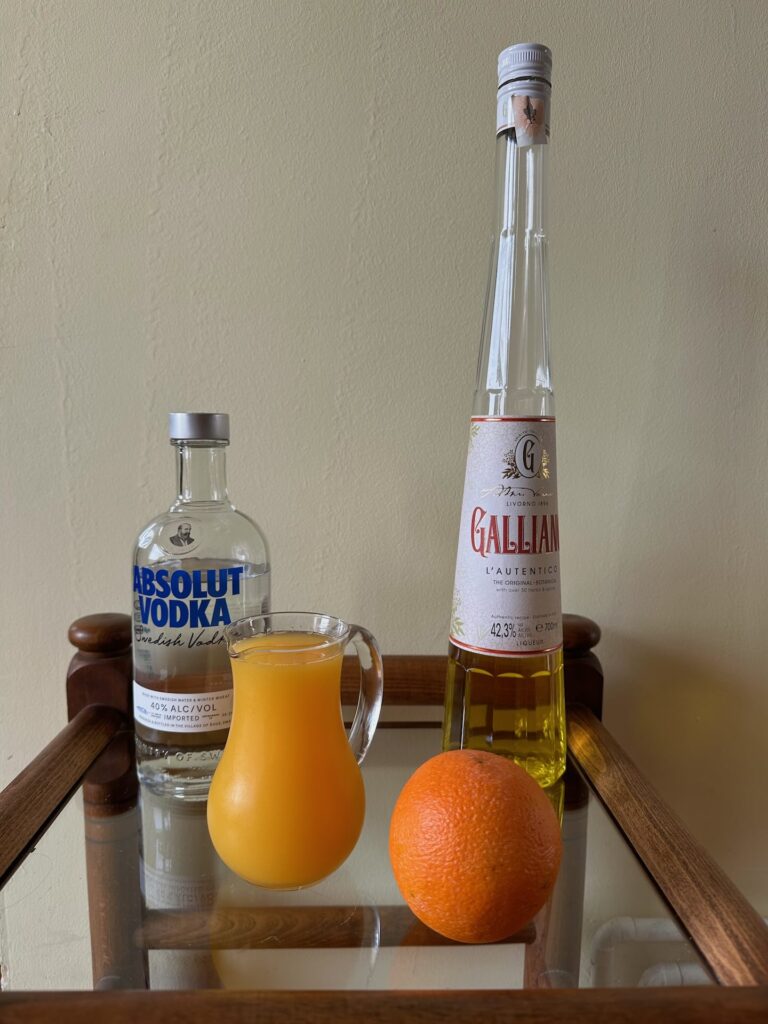 Koktel Harwey Wallbanger, sastojci.