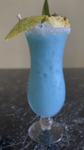 Koktel Blue Hawaii, dekoracija