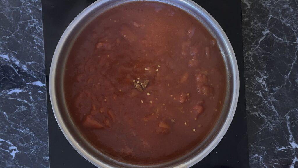 Paradajz sos sa peperonćinijem za Amatricianu
