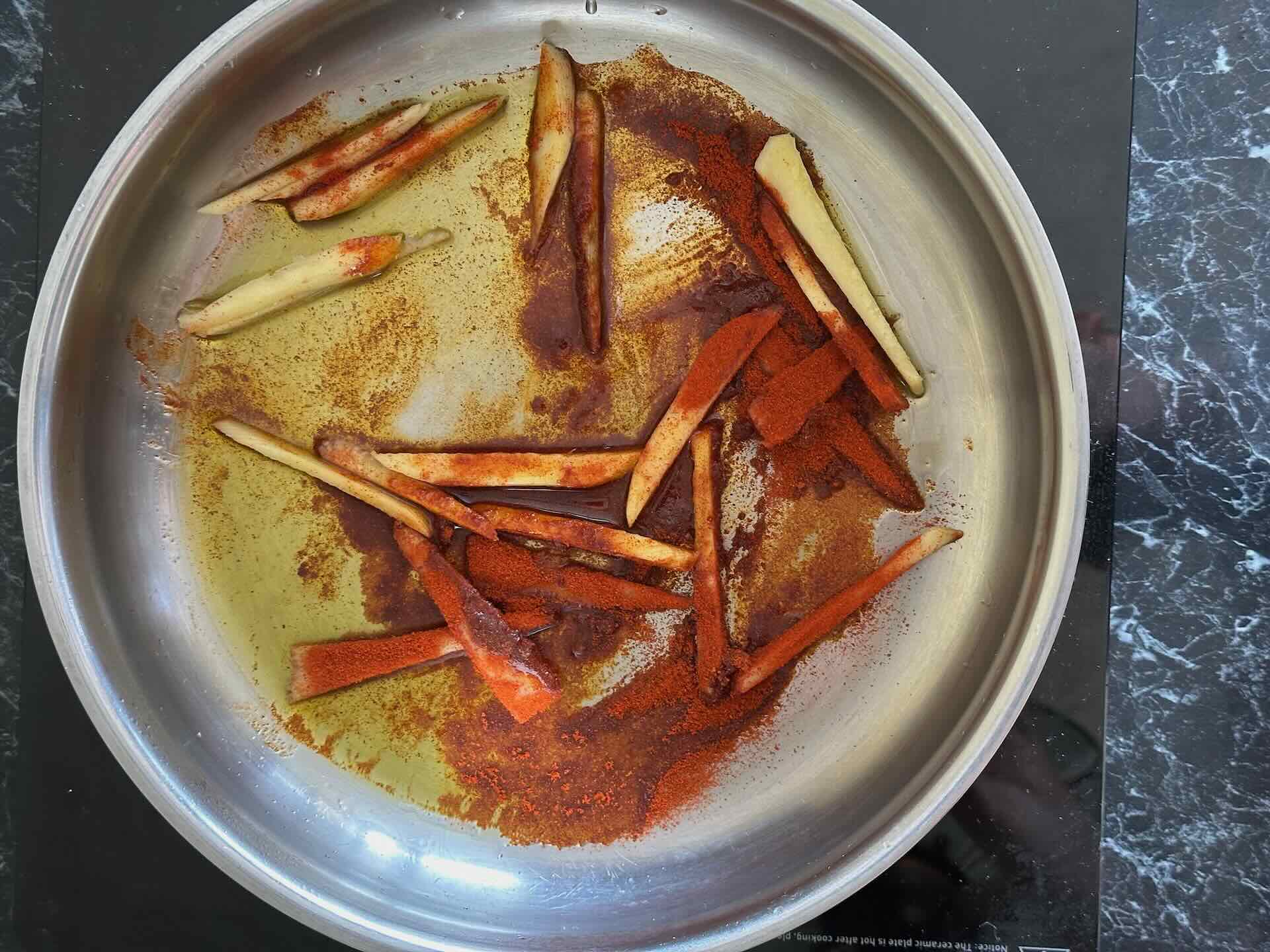Maslinovo ulje, đumbir i aleva paprika