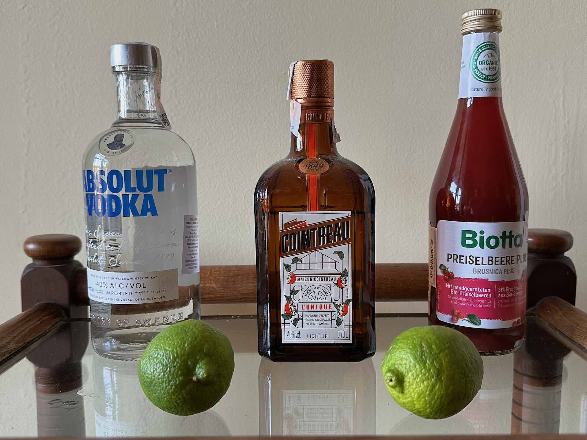 Sastojci za Cosmopolitan koktel